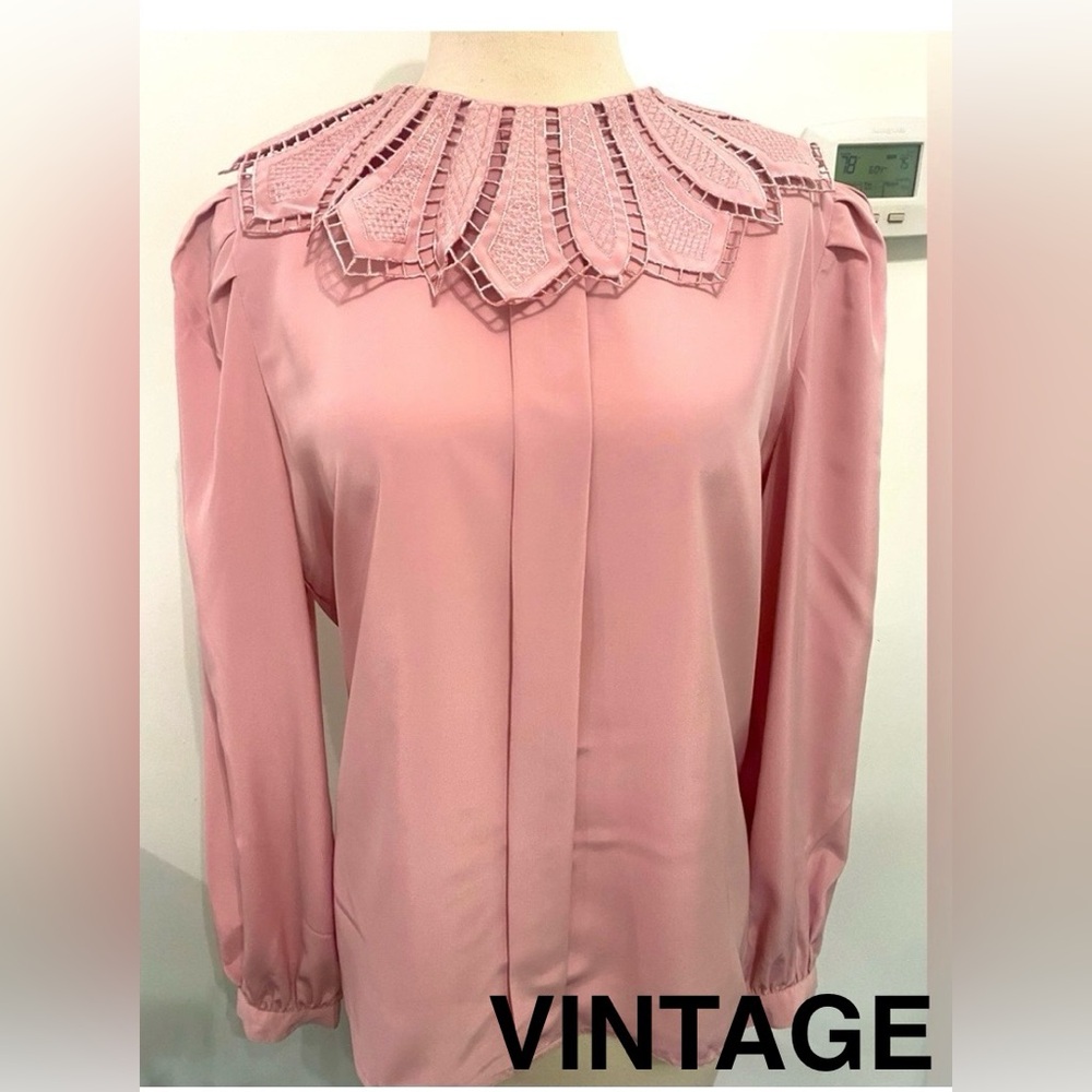 VINTAGE Mauve Lace Collar Blouse - Size M